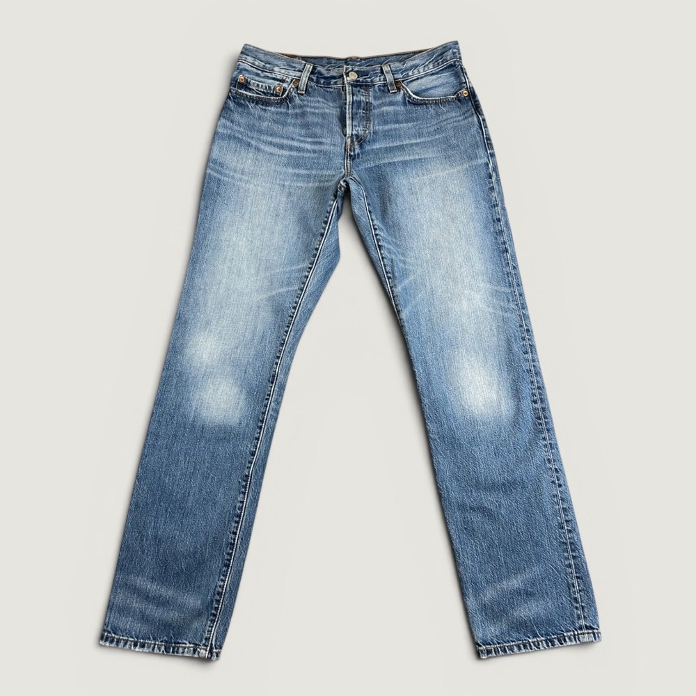 Levi 501 Jeans Women 28x32 Blue Denim Button Fly Straight Leg